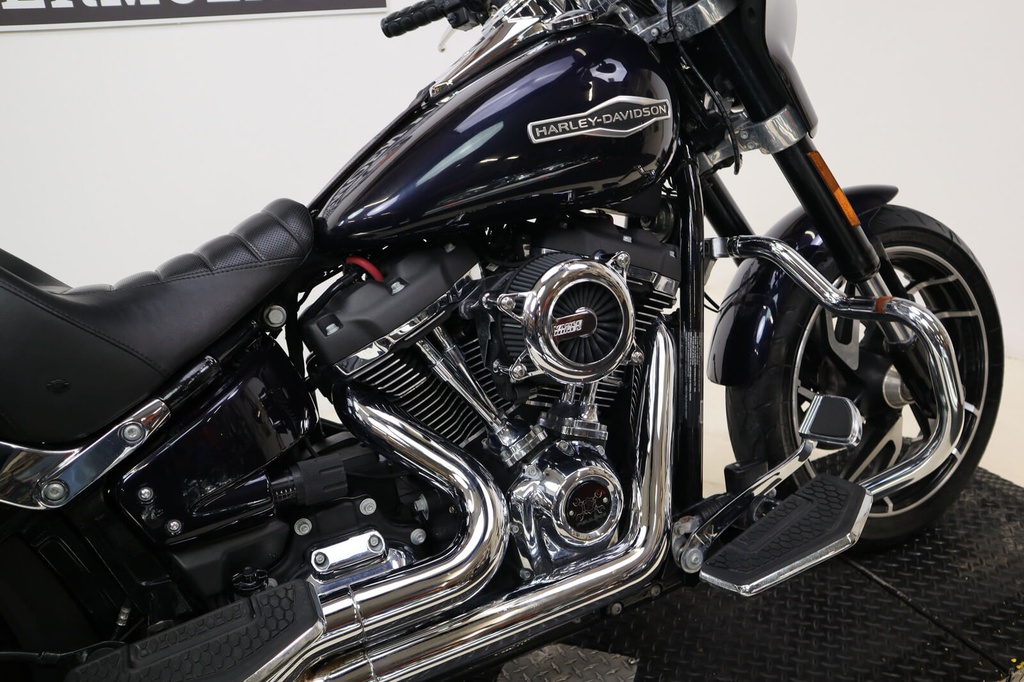 Sport Glide FLSB M8. Milwaukee Eight, 2019