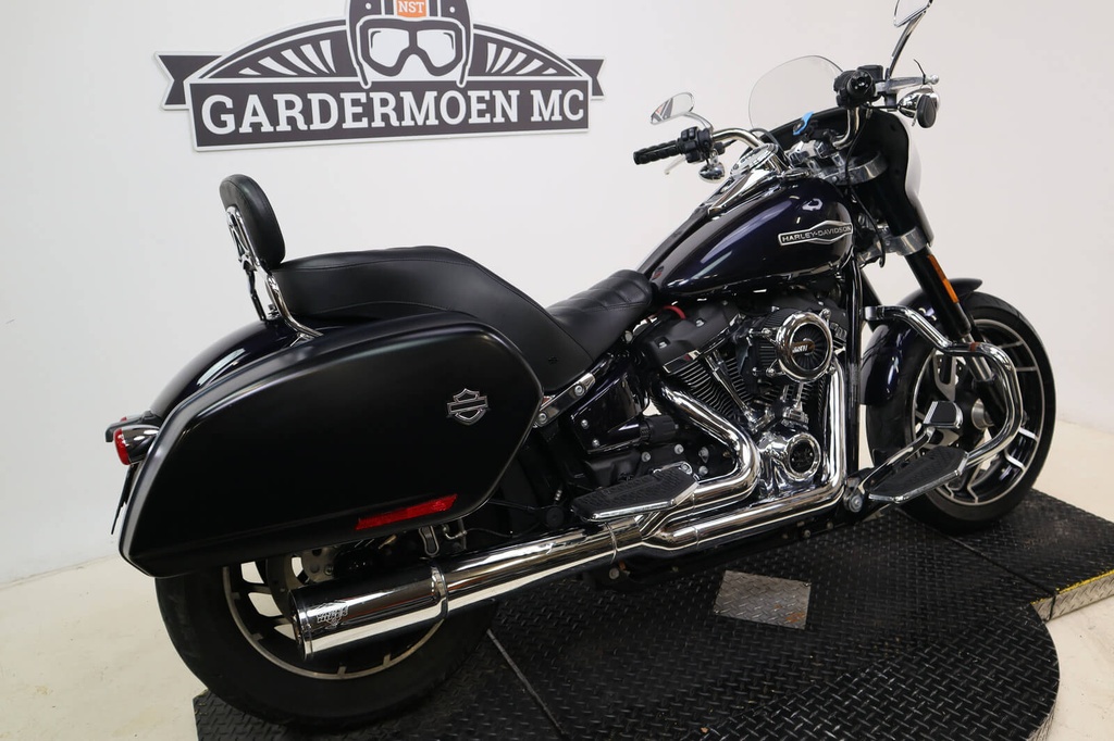 Sport Glide FLSB M8. Milwaukee Eight, 2019