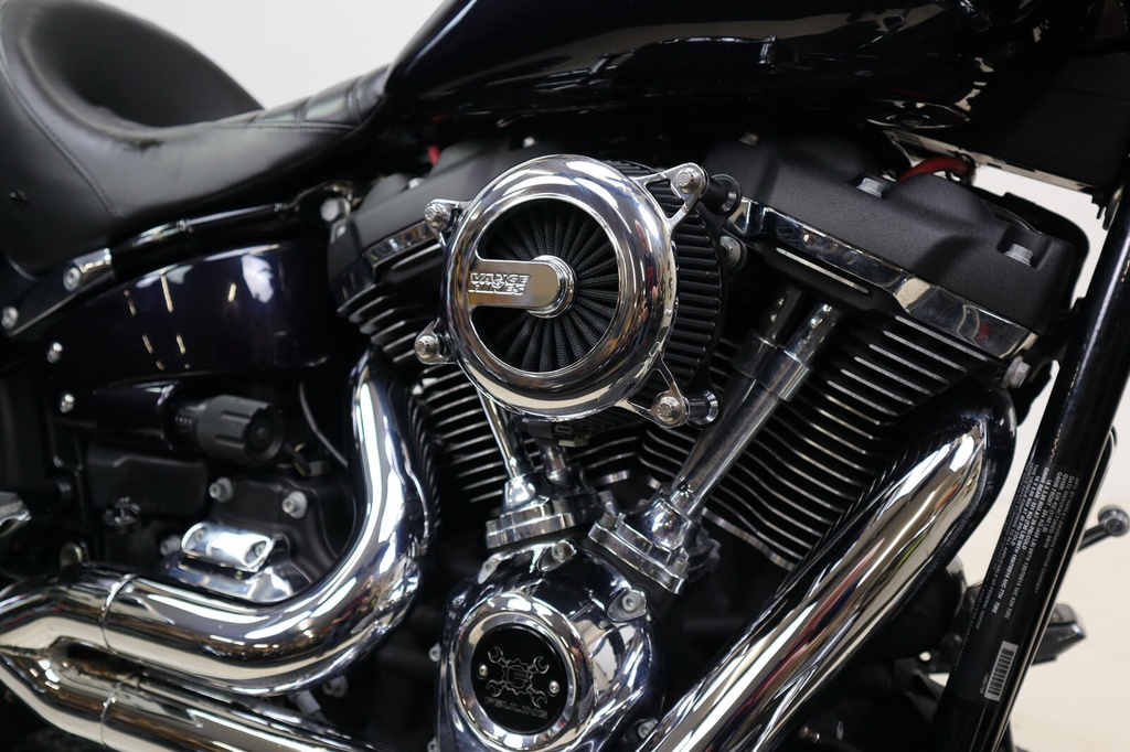 Sport Glide FLSB M8. Milwaukee Eight, 2019