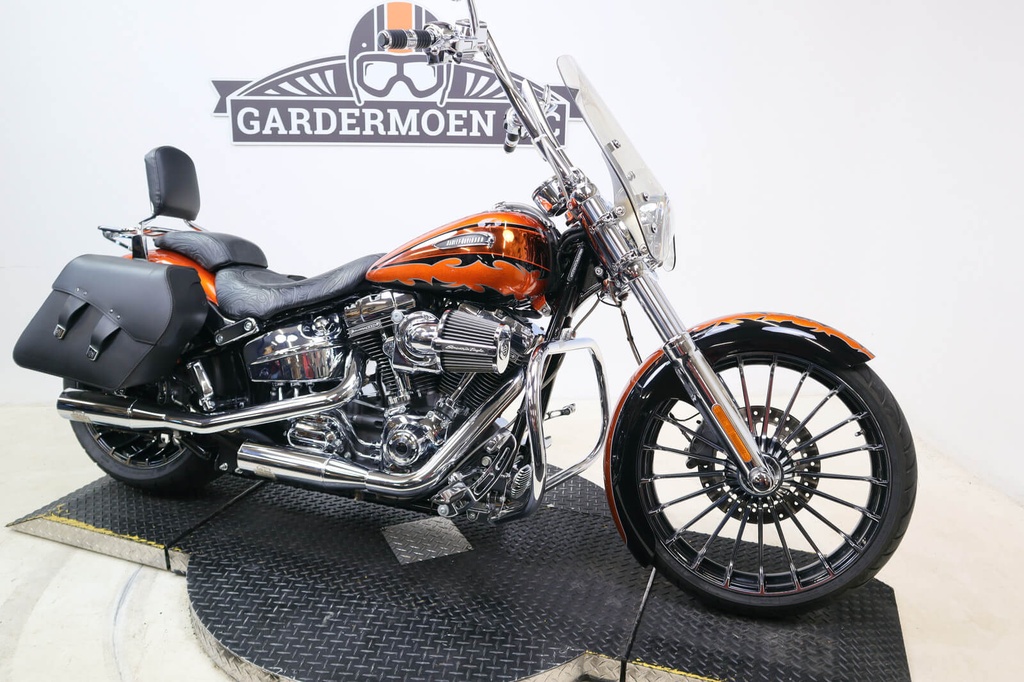 Softail Breakout CVO FXDBSE, 2014