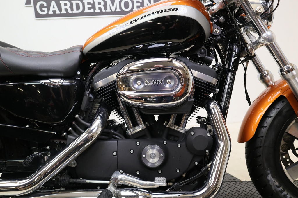 XL 1200 C Sportster Custom, 2015