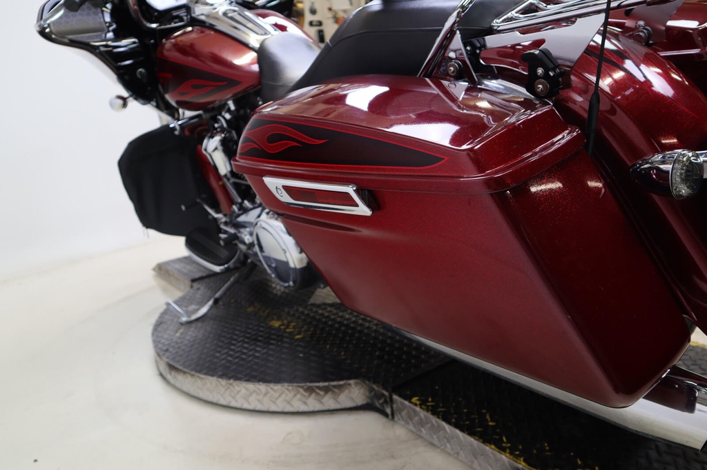 Road Glide S FLTRS M8, 2017