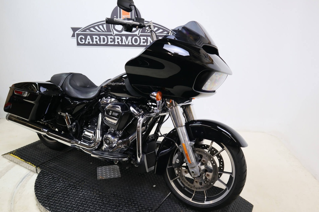 Road Glide Special, FLTRXS 107. M8, 2020