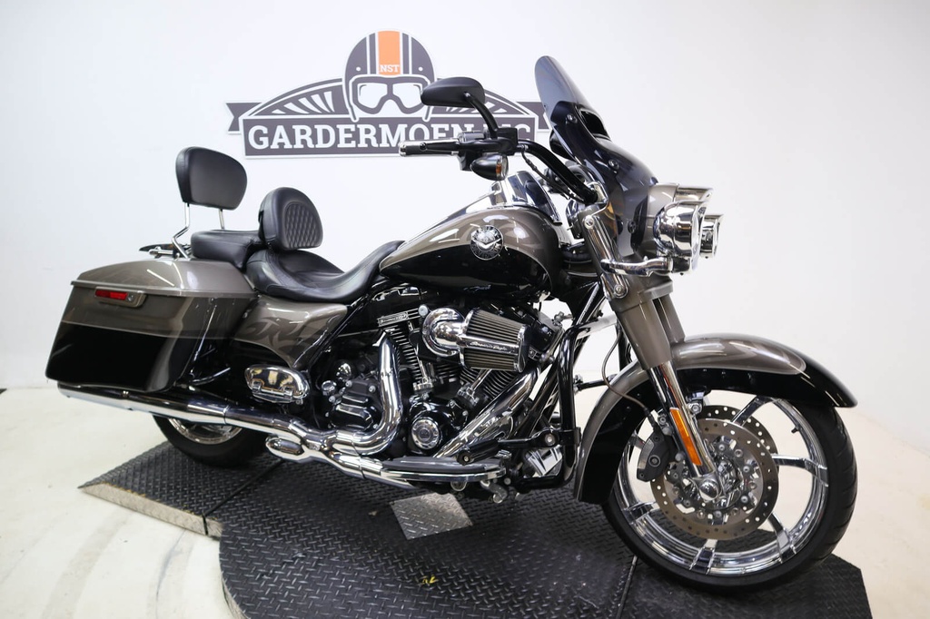 Road King CVO FLHRSE, 2014