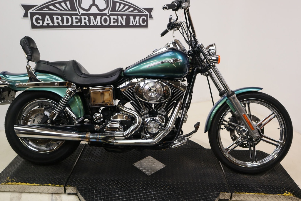 Dyna Wide Glide FXDWG, 2004