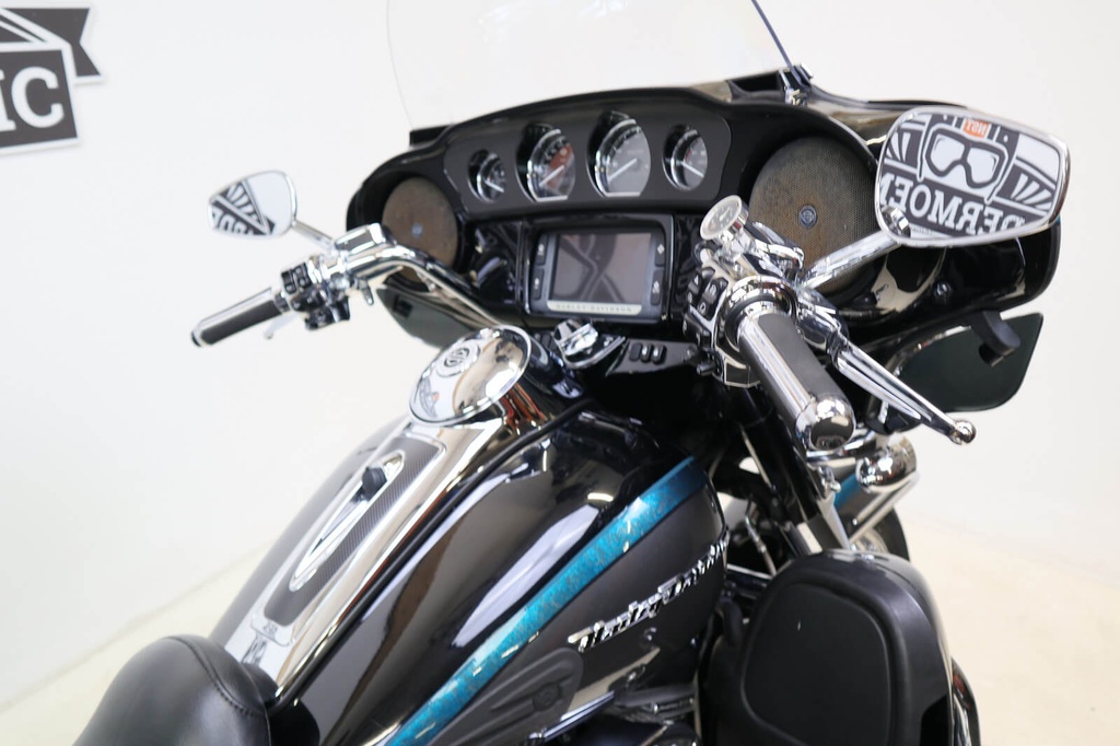 Ultra Classic Limited CVO FLHTKSE. 110/1800, 2015