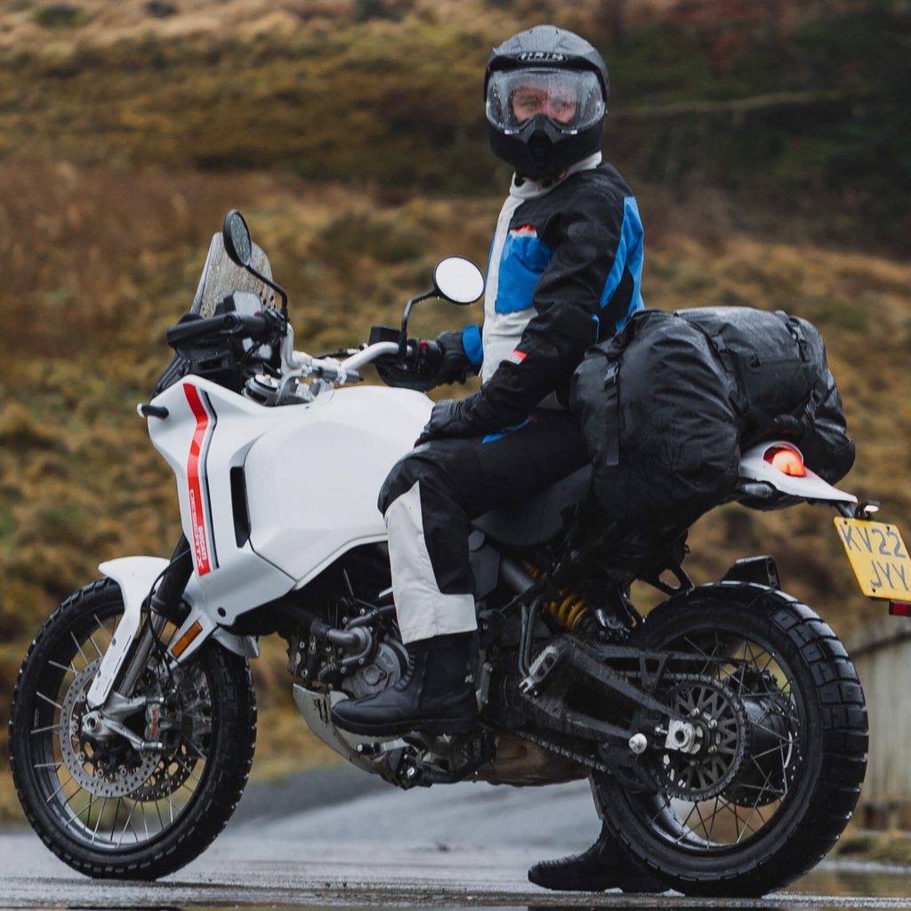 Aqua D-50 Duffle Bag, Black