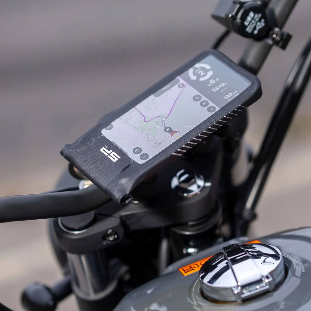 Universal Case Moto Bundle