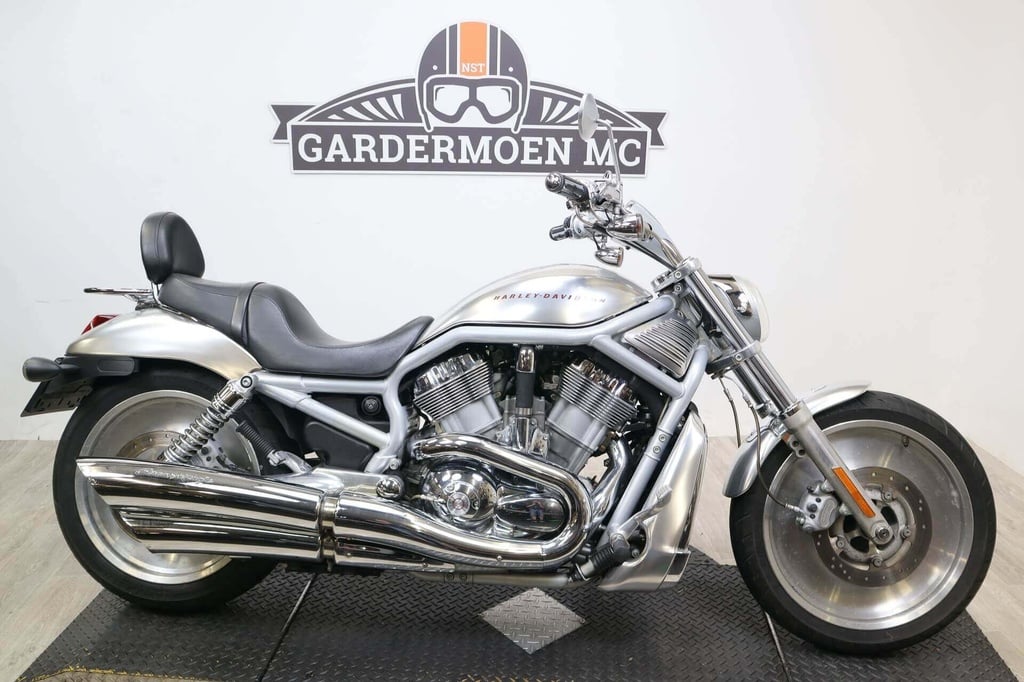 V-Rod, 2002