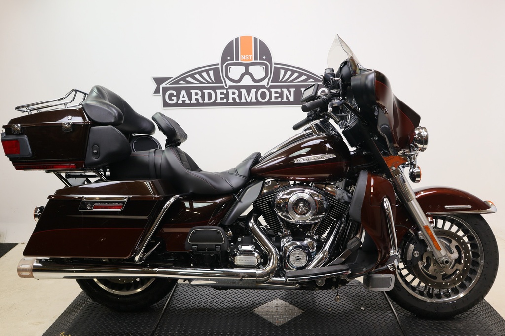 Electra Glide Ultra Classic  Limited FLHTK 103, 2011