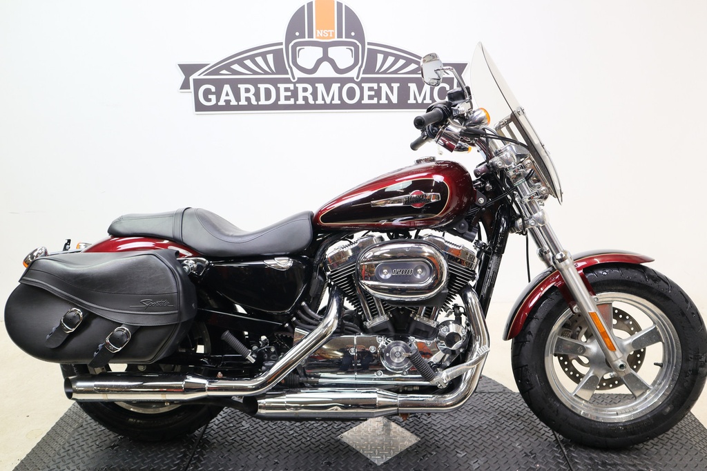 XL 1200 C Sportster Custom, 2015