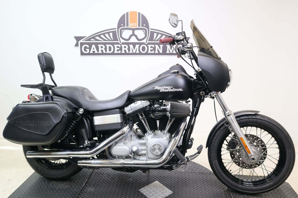 Dyna Street Bob, 2009