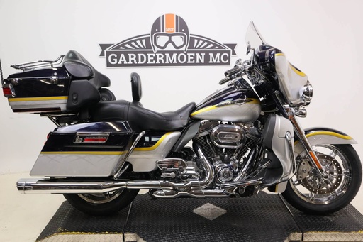 [MC1795] Electra Glide Ultra Classic CVO, 2012