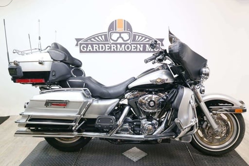[MC1985] Electra Glide Ultra Classic, 2003