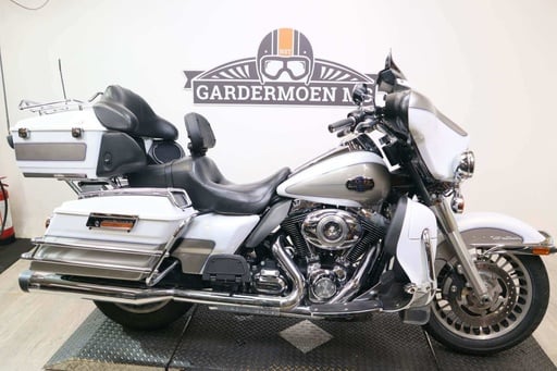 [MC2083] Electra Glide Ultra Classic, 2009